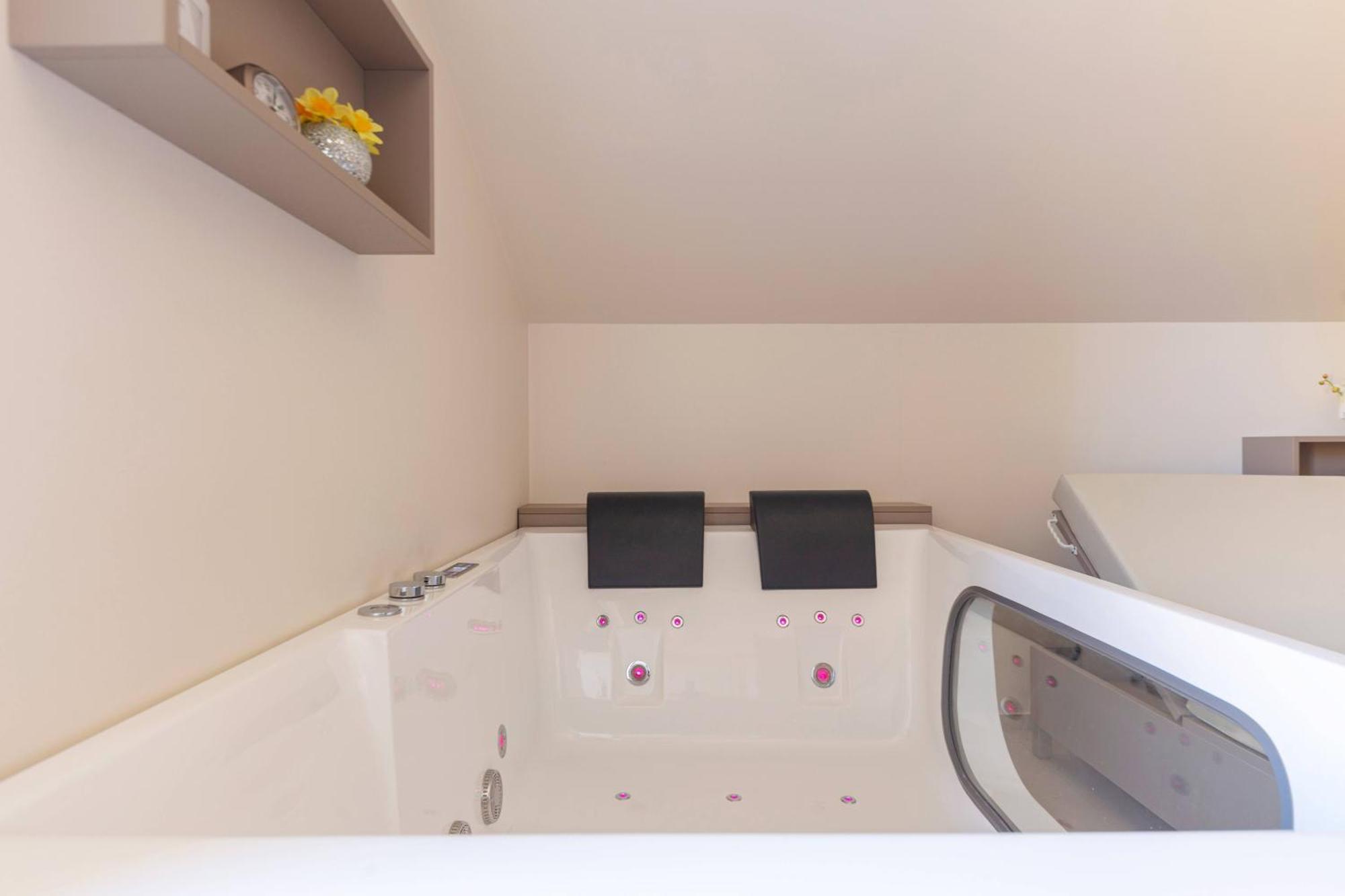 Rooms S Center Slovenske Konjice Exterior foto