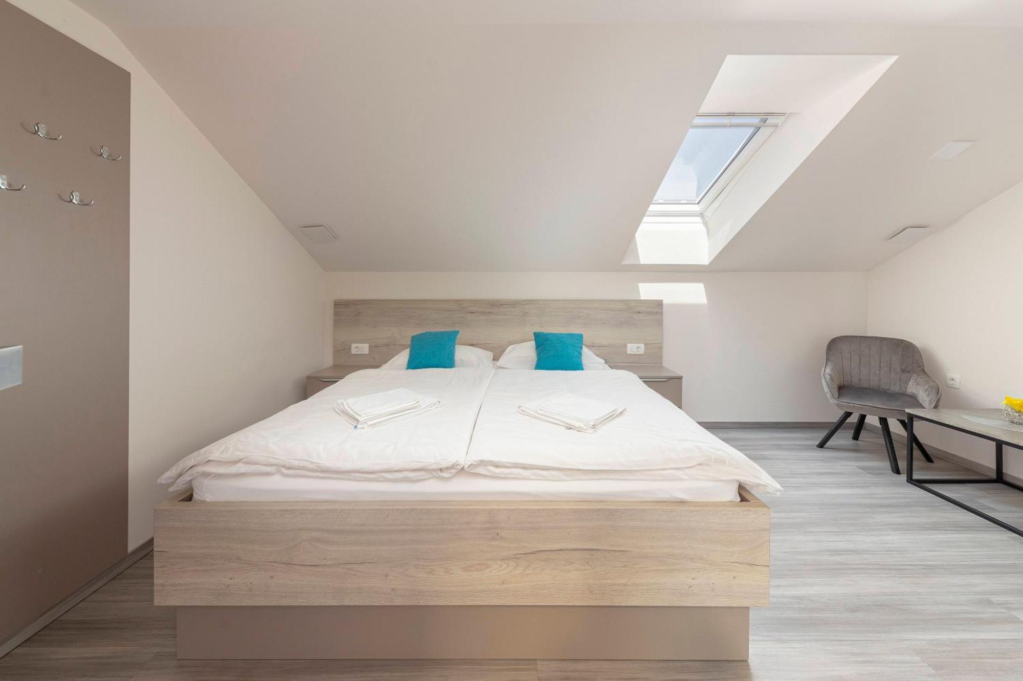 Rooms S Center Slovenske Konjice Exterior foto
